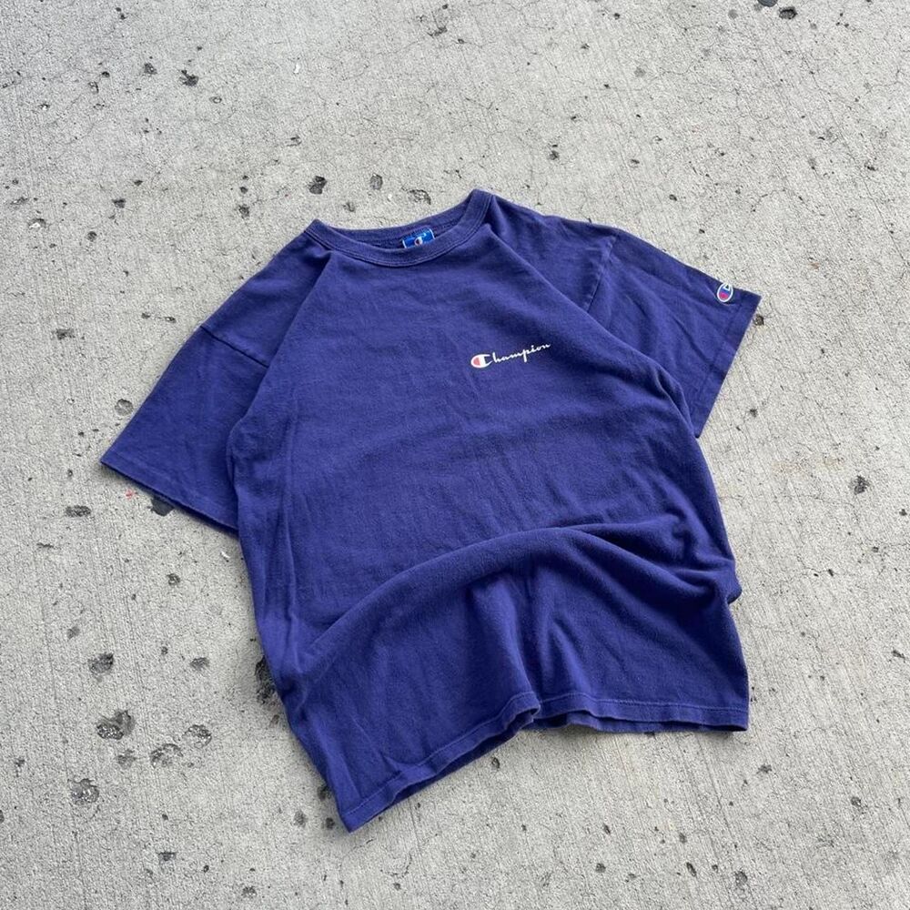 Vintage Champion Streetwear Y2K Tee Shirt